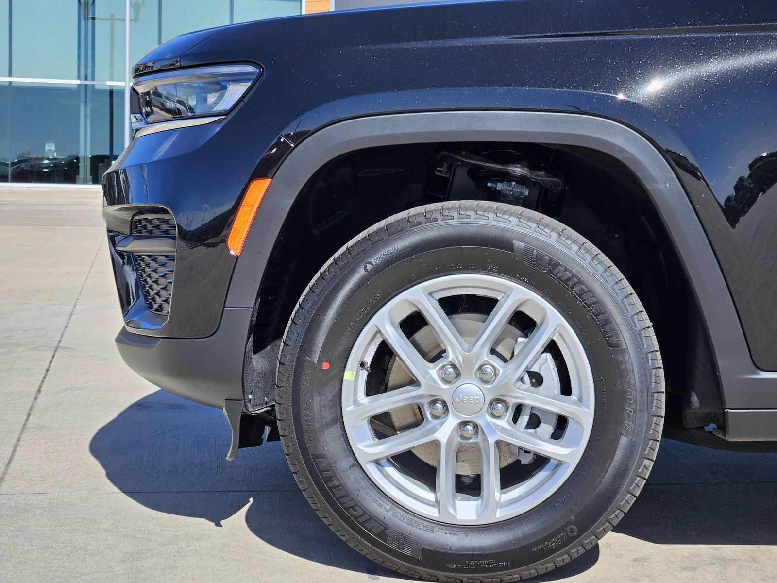 2026 Jeep Grand Cherokee GRAND CHEROKEE LAREDO 4X2