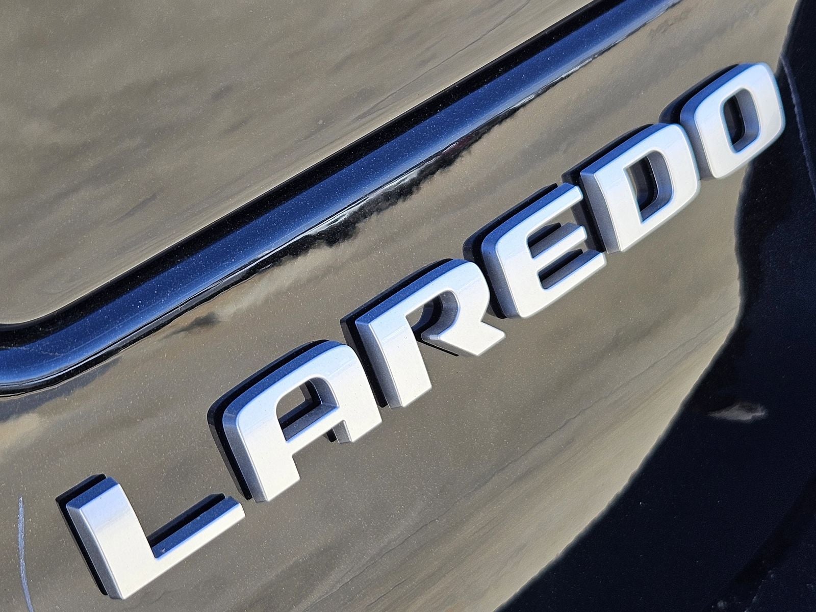 2026 Jeep Grand Cherokee GRAND CHEROKEE LAREDO 4X2