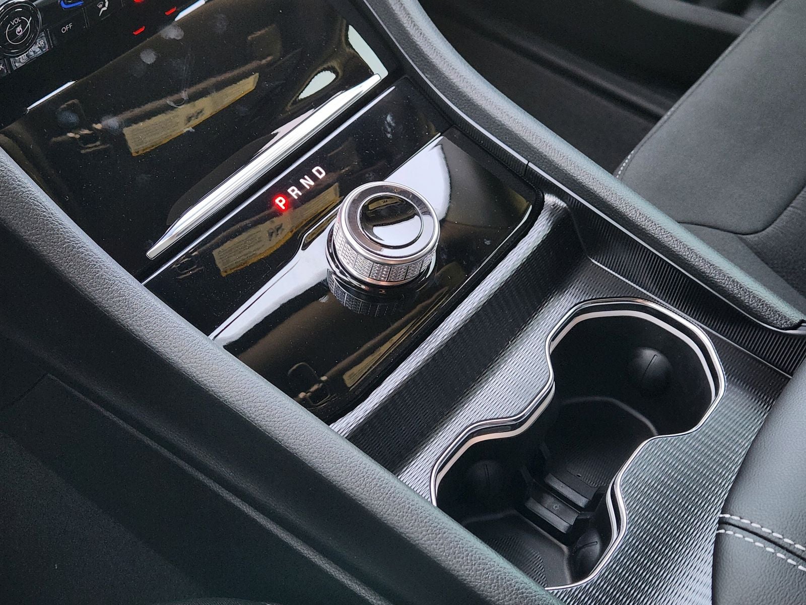 2026 Jeep Grand Cherokee GRAND CHEROKEE LAREDO 4X2