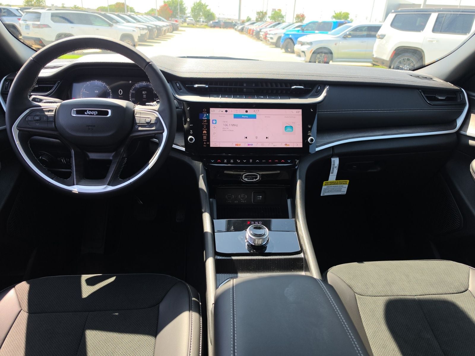 2026 Jeep Grand Cherokee GRAND CHEROKEE LAREDO ALTITUDE 4X2