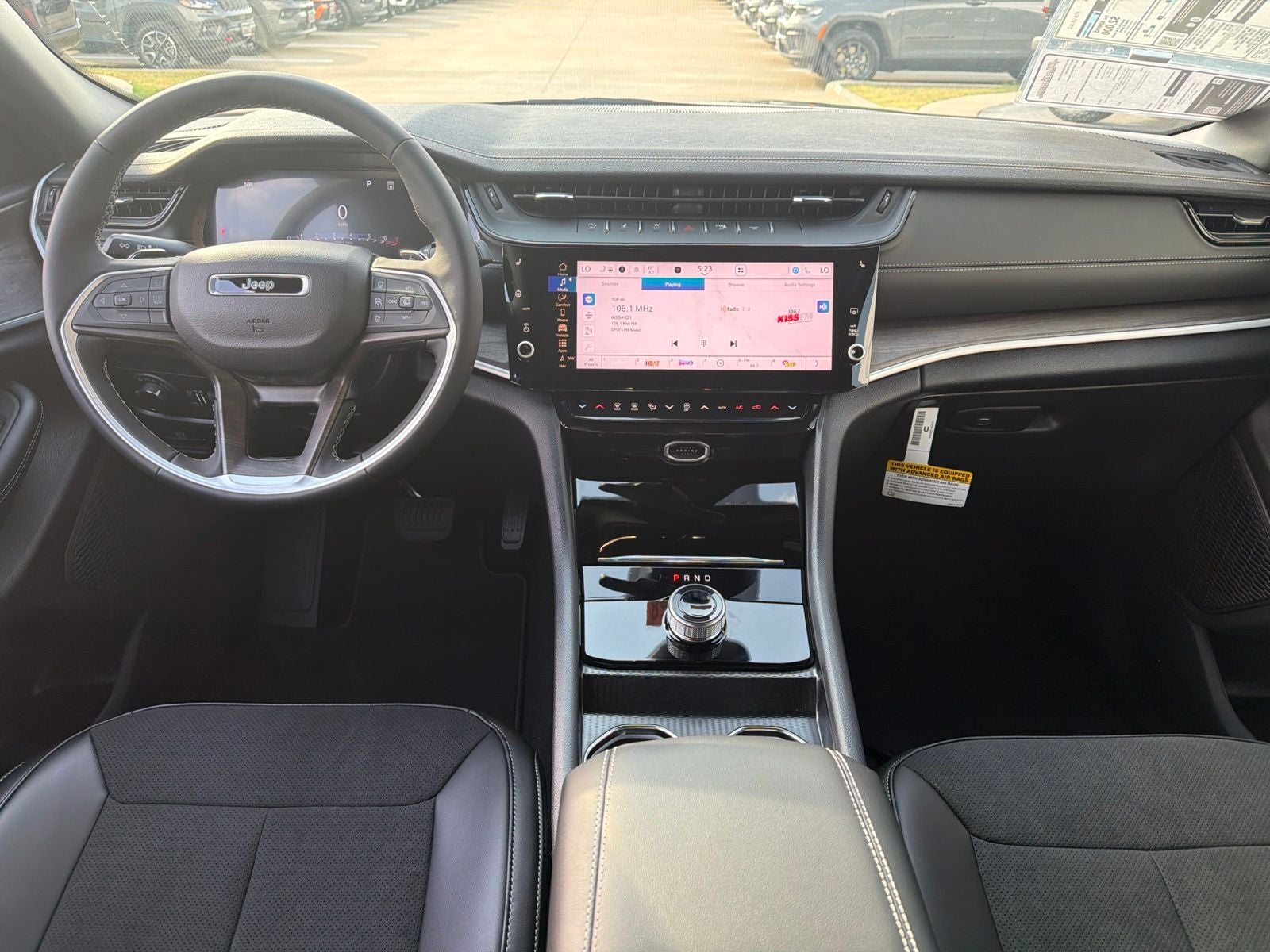 2027 Jeep Grand Cherokee Laredo Altitude