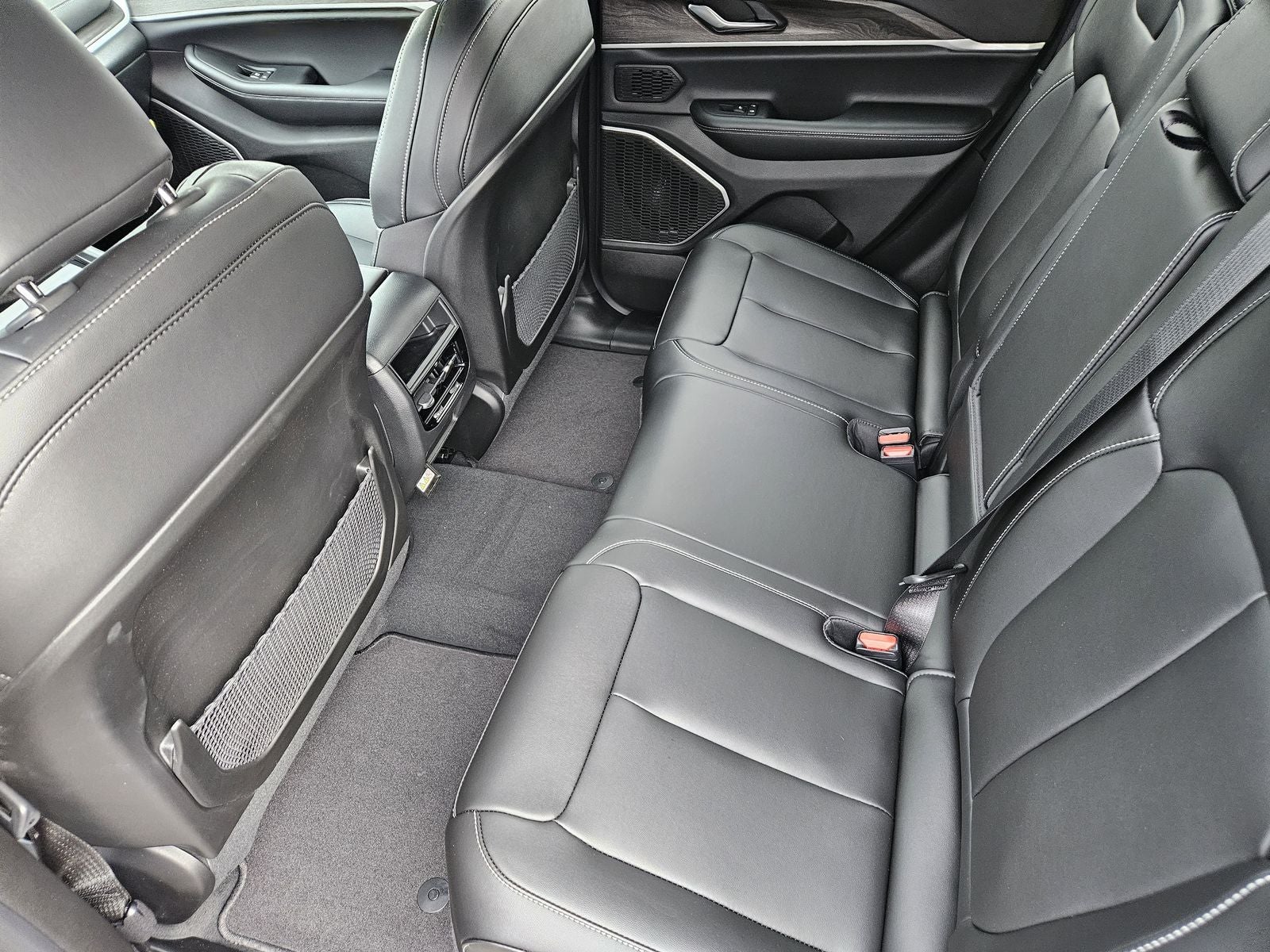 2026 Jeep Grand Cherokee GRAND CHEROKEE LIMITED 4X2