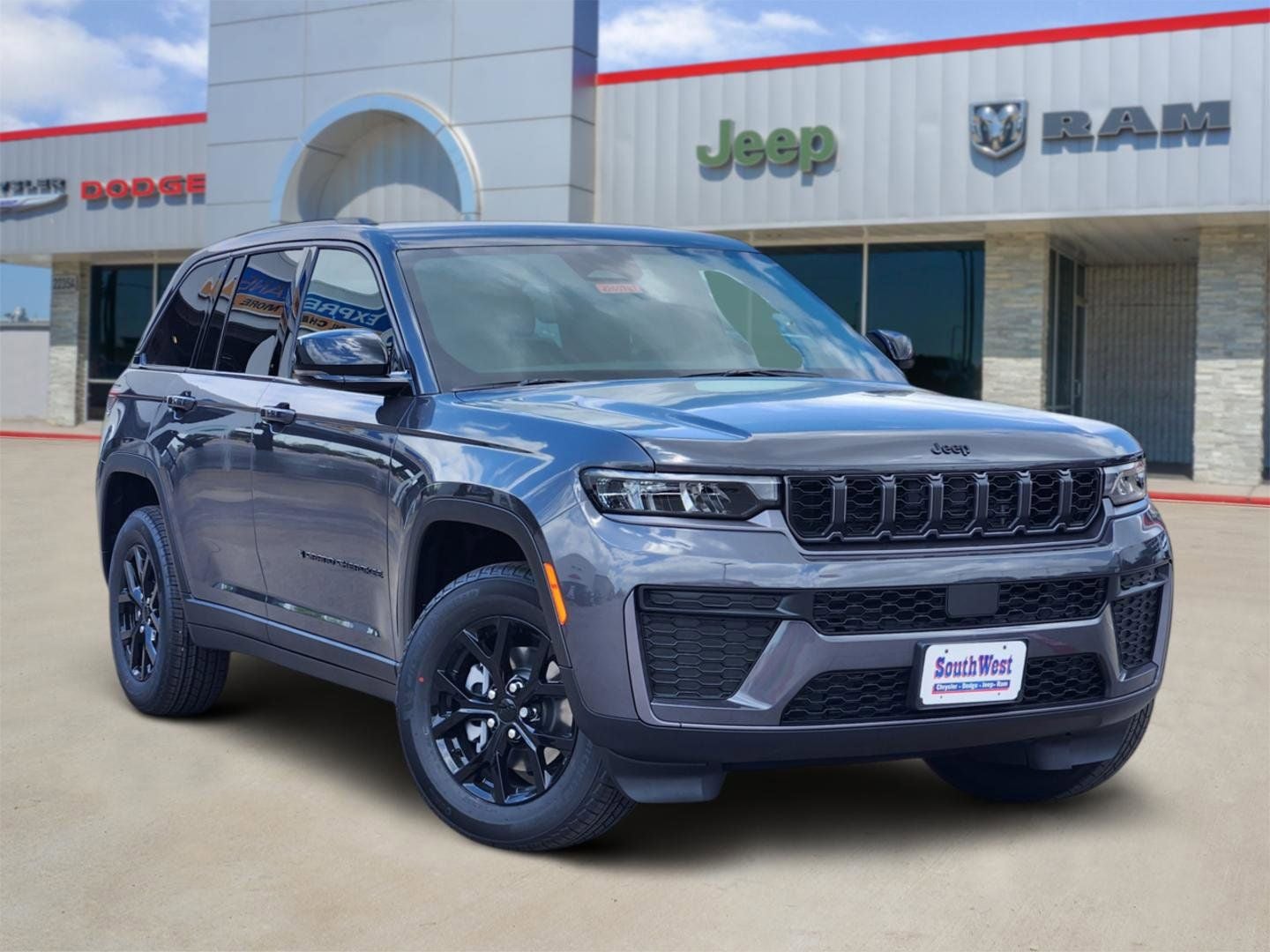 2026 Jeep Grand Cherokee GRAND CHEROKEE LAREDO ALTITUDE 4X4