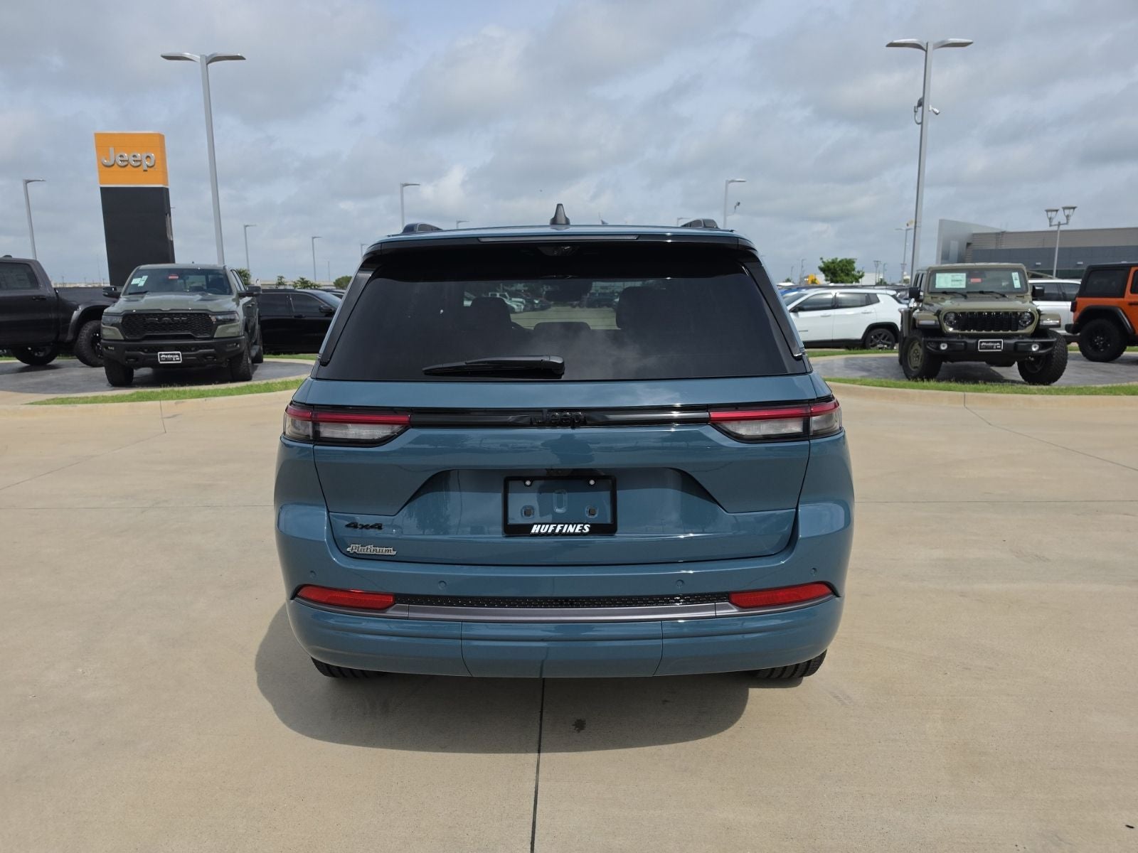 2026 Jeep Grand Cherokee GRAND CHEROKEE LIMITED RESERVE 4X4