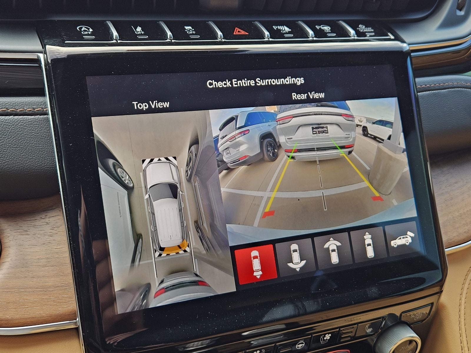 2025 Jeep Grand Cherokee GRAND CHEROKEE SUMMIT RESERVE 4X4