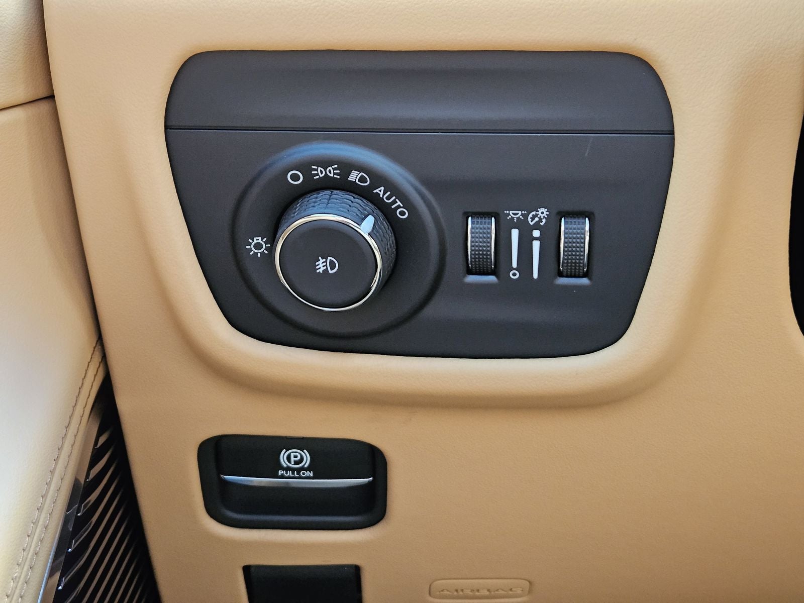 2025 Jeep Grand Cherokee GRAND CHEROKEE SUMMIT RESERVE 4X4