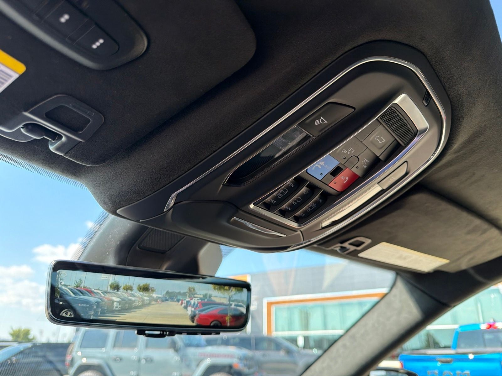 2027 Jeep Grand Cherokee Summit