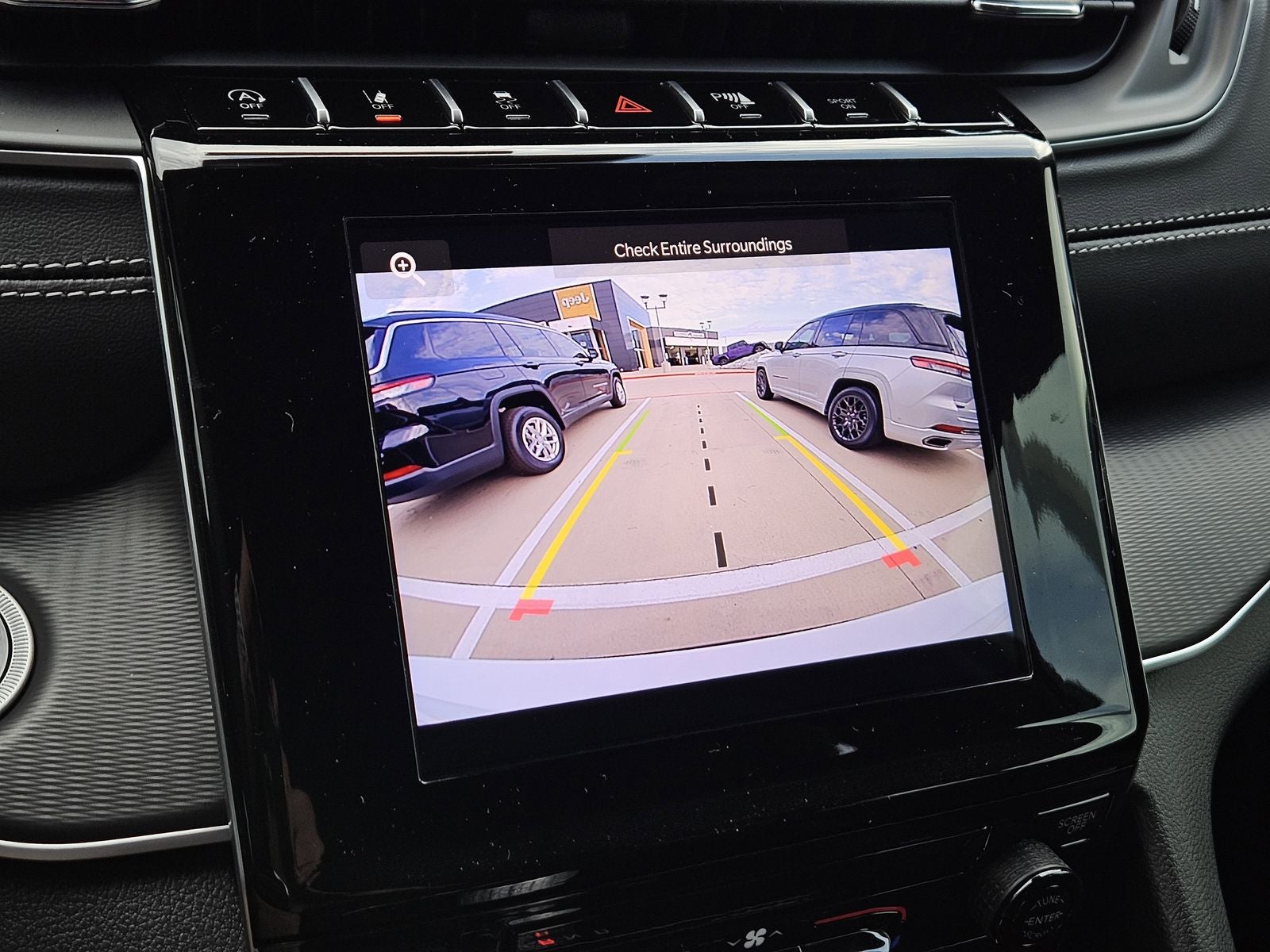 2025 Jeep Grand Cherokee L GRAND CHEROKEE L LAREDO X 4X2