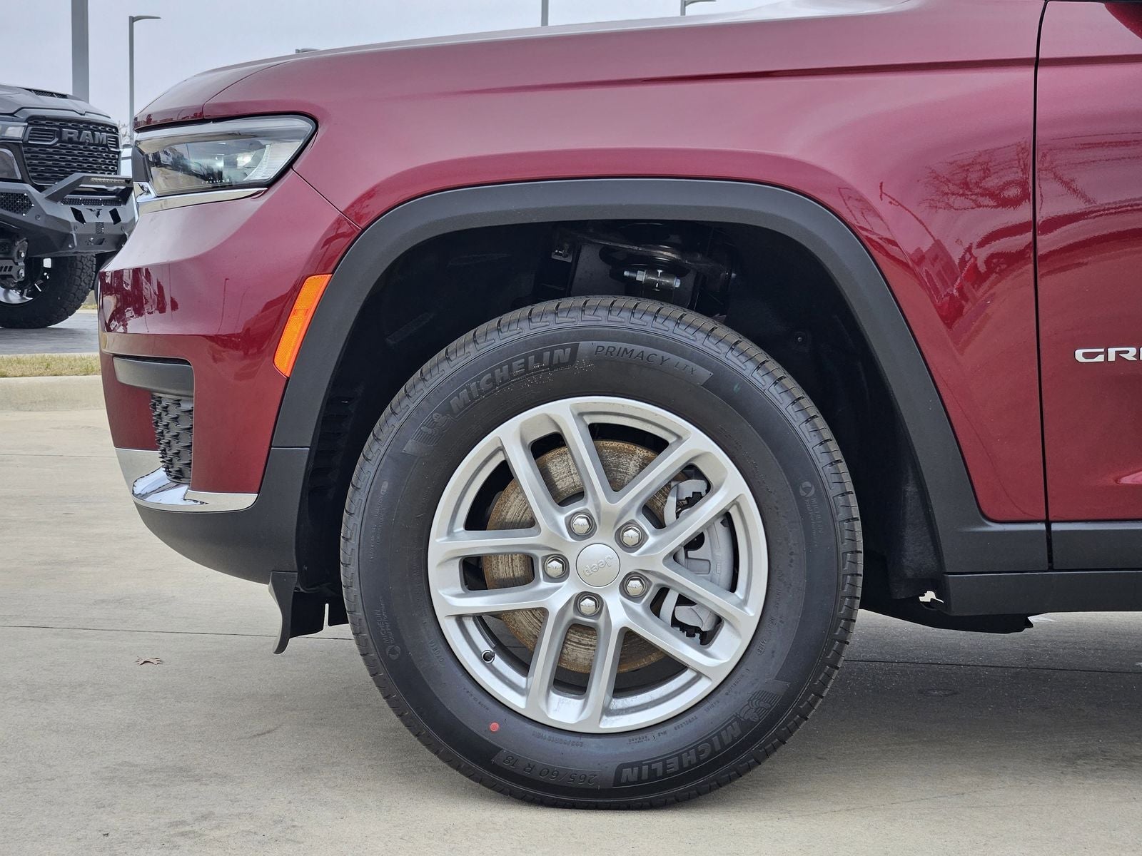 2025 Jeep Grand Cherokee L GRAND CHEROKEE L LAREDO X 4X2