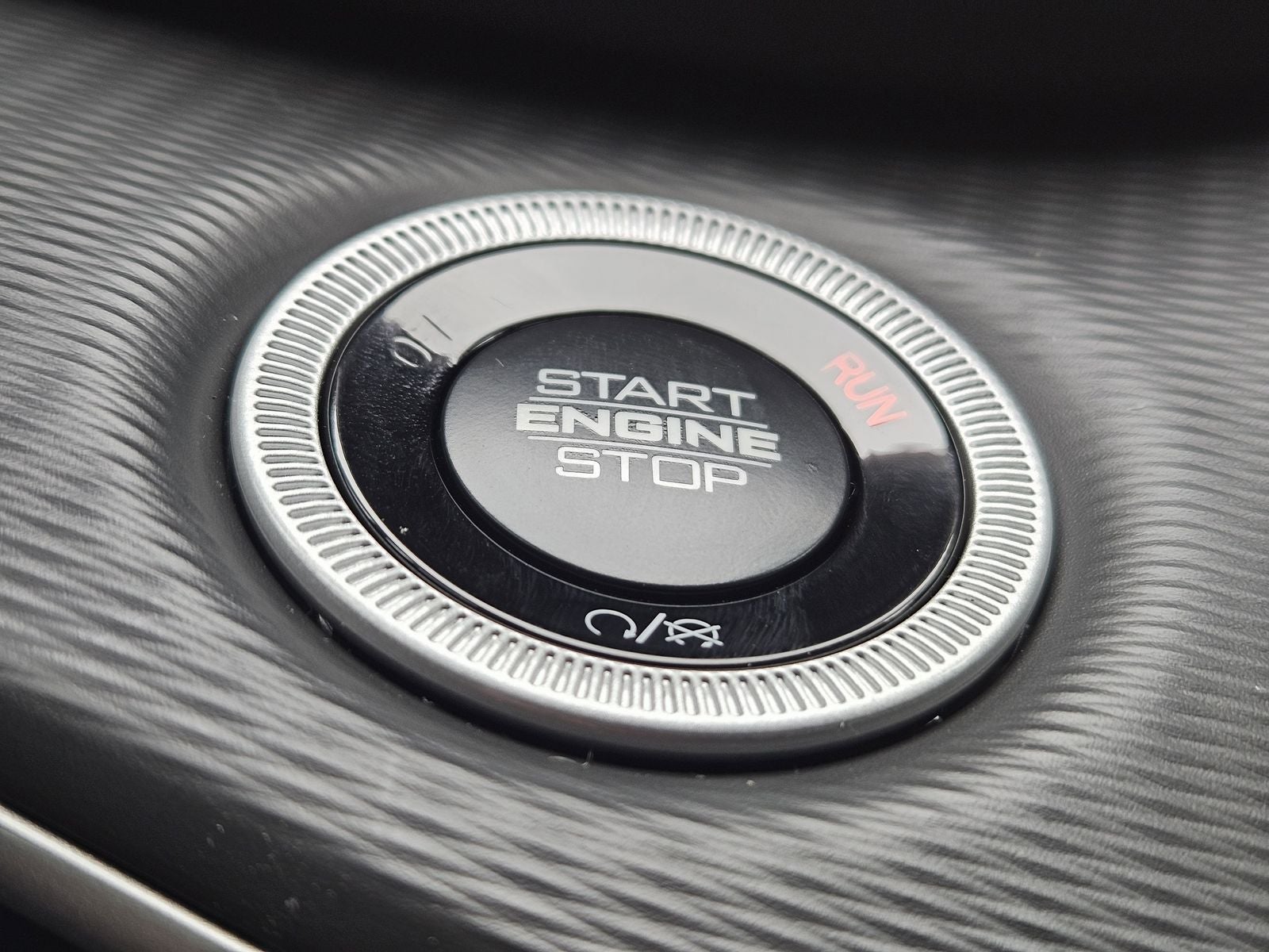 2025 Jeep Grand Cherokee L GRAND CHEROKEE L LAREDO X 4X2