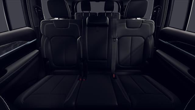 2026 Jeep Grand Cherokee L GRAND CHEROKEE L LAREDO ALTITUDE 4X2