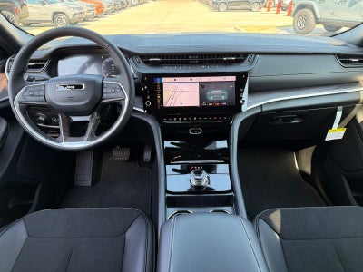 2027 Jeep Grand Cherokee L GRAND CHEROKEE L LAREDO ALTITUDE 4X2