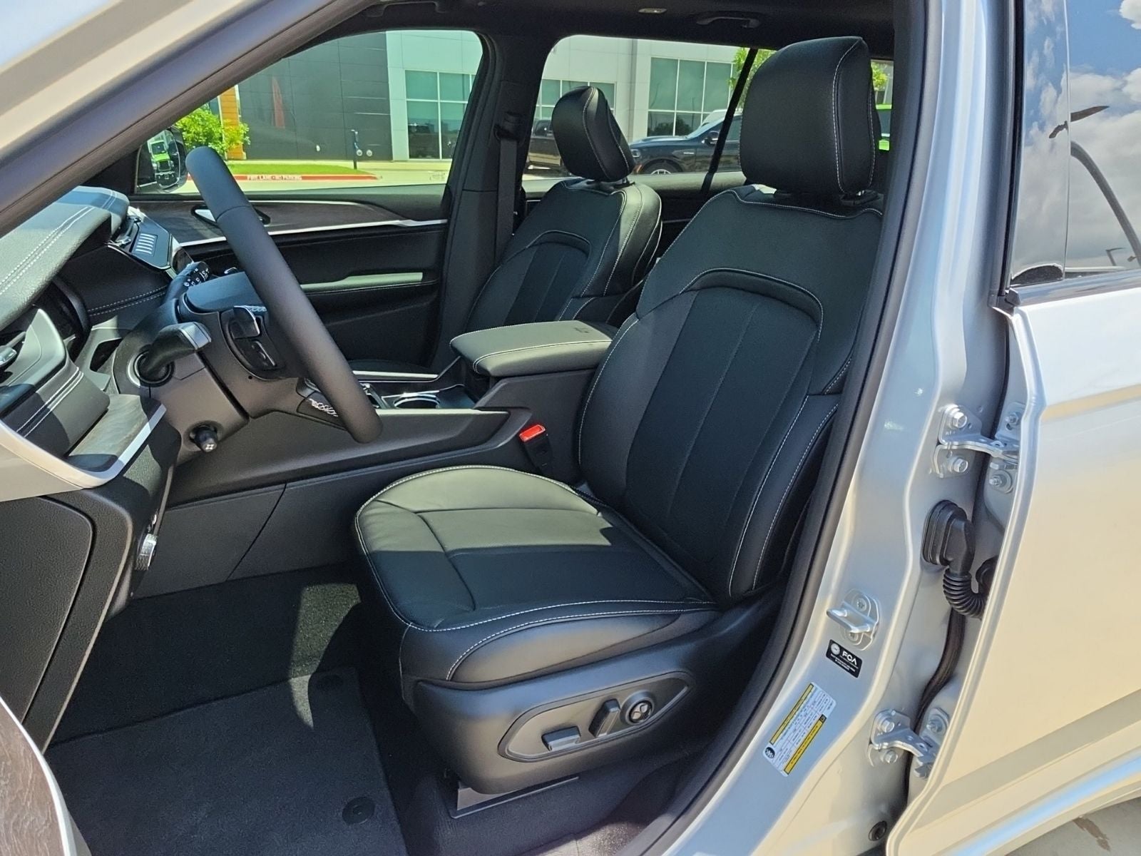 2026 Jeep Grand Cherokee L GRAND CHEROKEE L LIMITED RESERVE 4X4