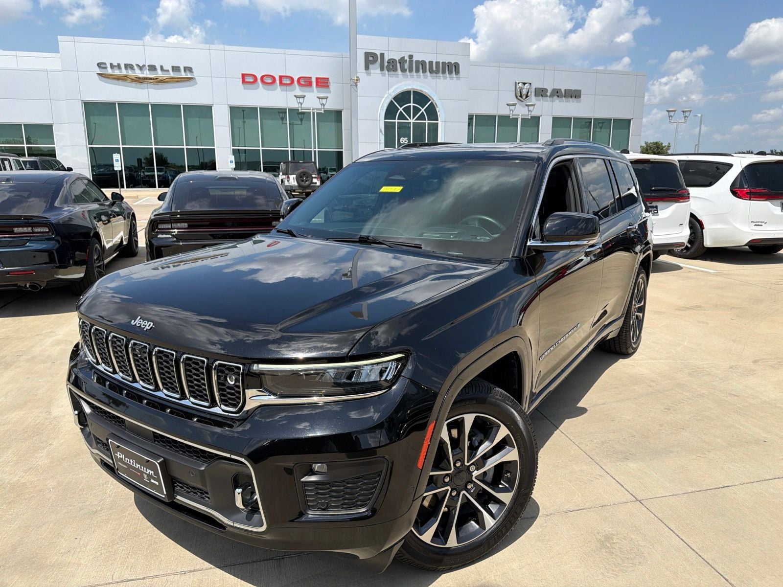 2022 Jeep Grand Cherokee L Overland 4x4