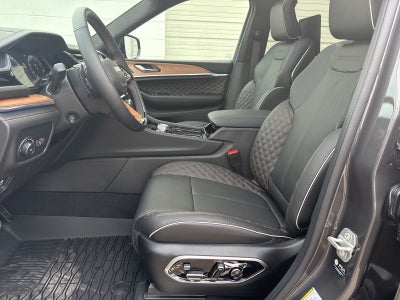 2025 Jeep Grand Cherokee L GRAND CHEROKEE L SUMMIT RESERVE 4X4