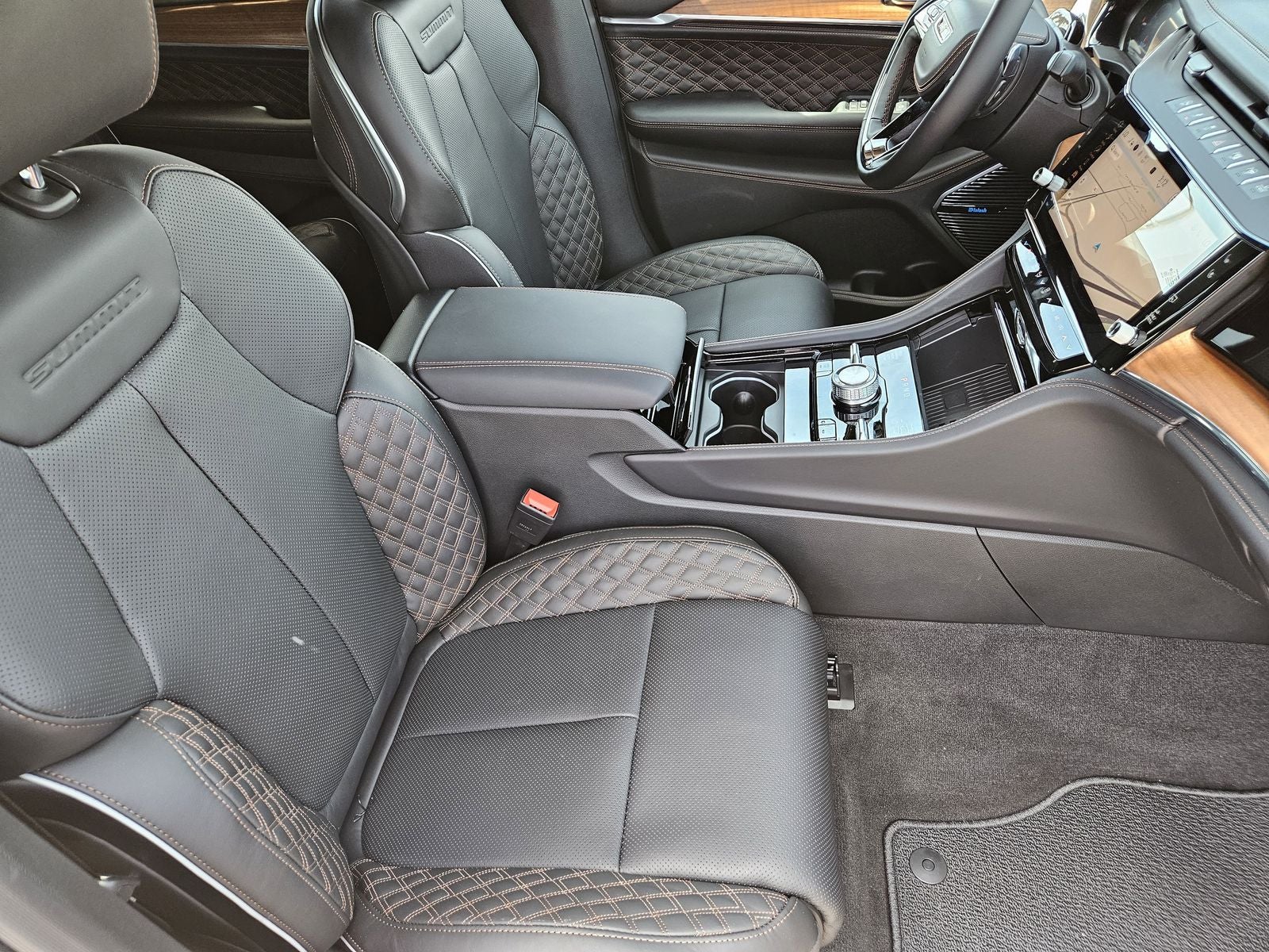 2026 Jeep Grand Cherokee L GRAND CHEROKEE L SUMMIT 4X4