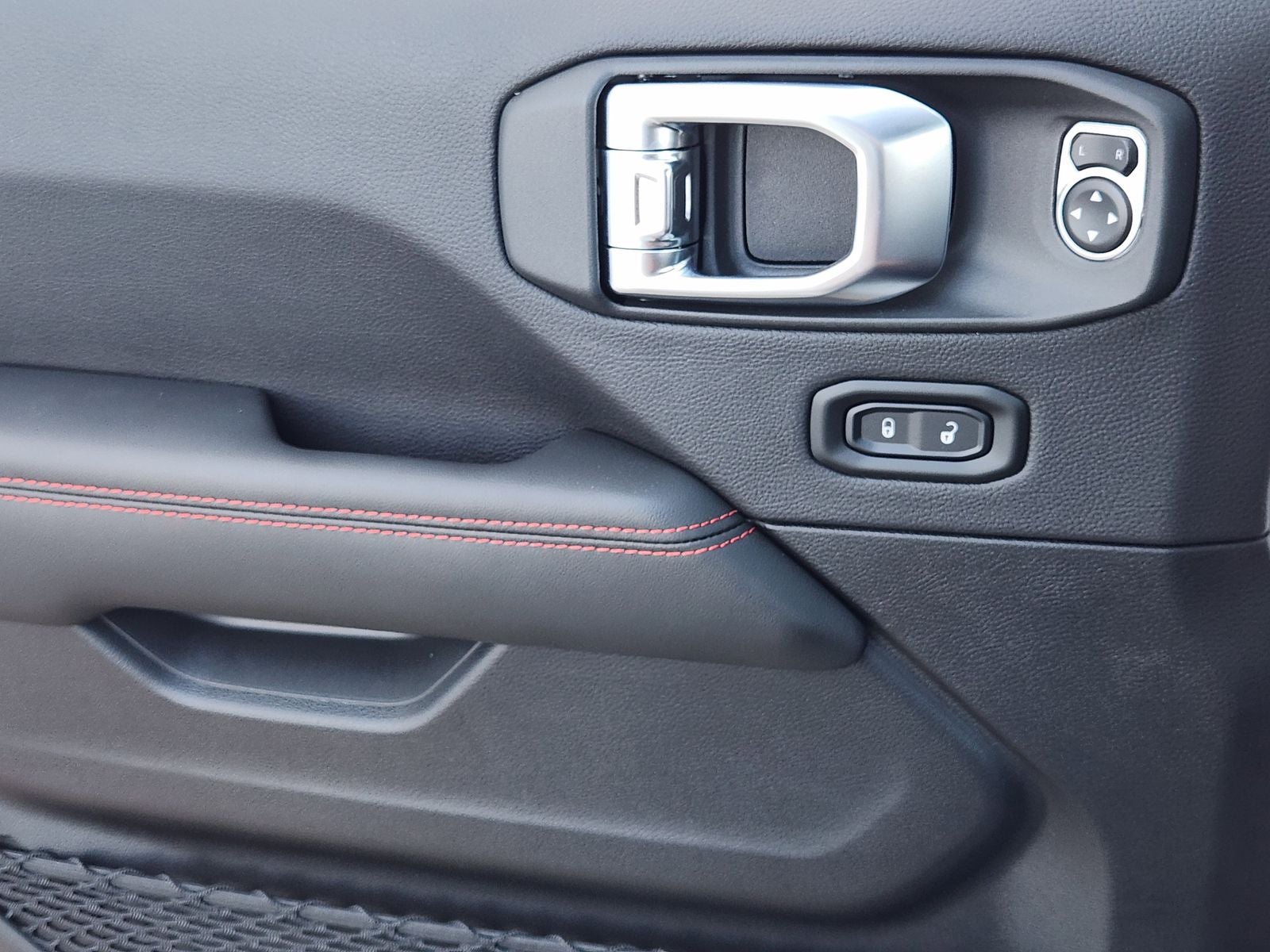 2026 Jeep Wrangler WRANGLER 4-DOOR MOAB 392