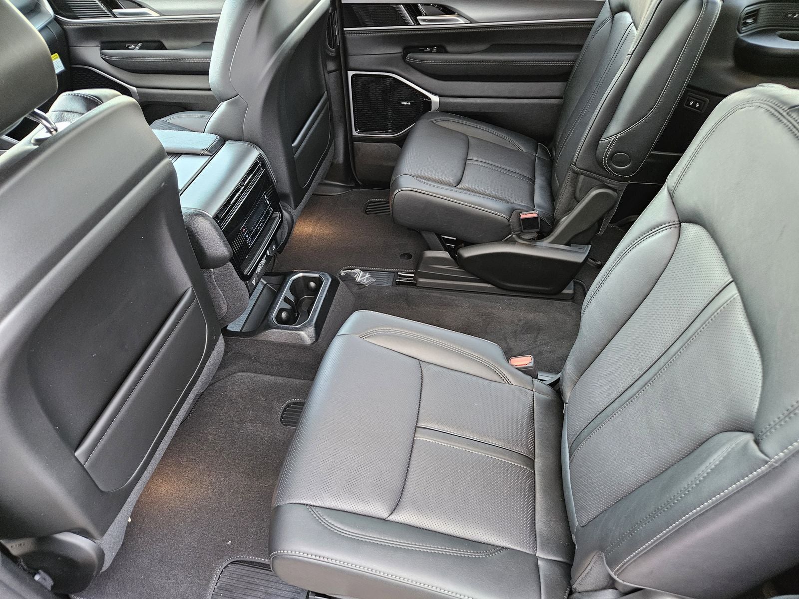 2026 Jeep Grand Wagoneer GRAND WAGONEER L LIMITED RESERVE 4X4