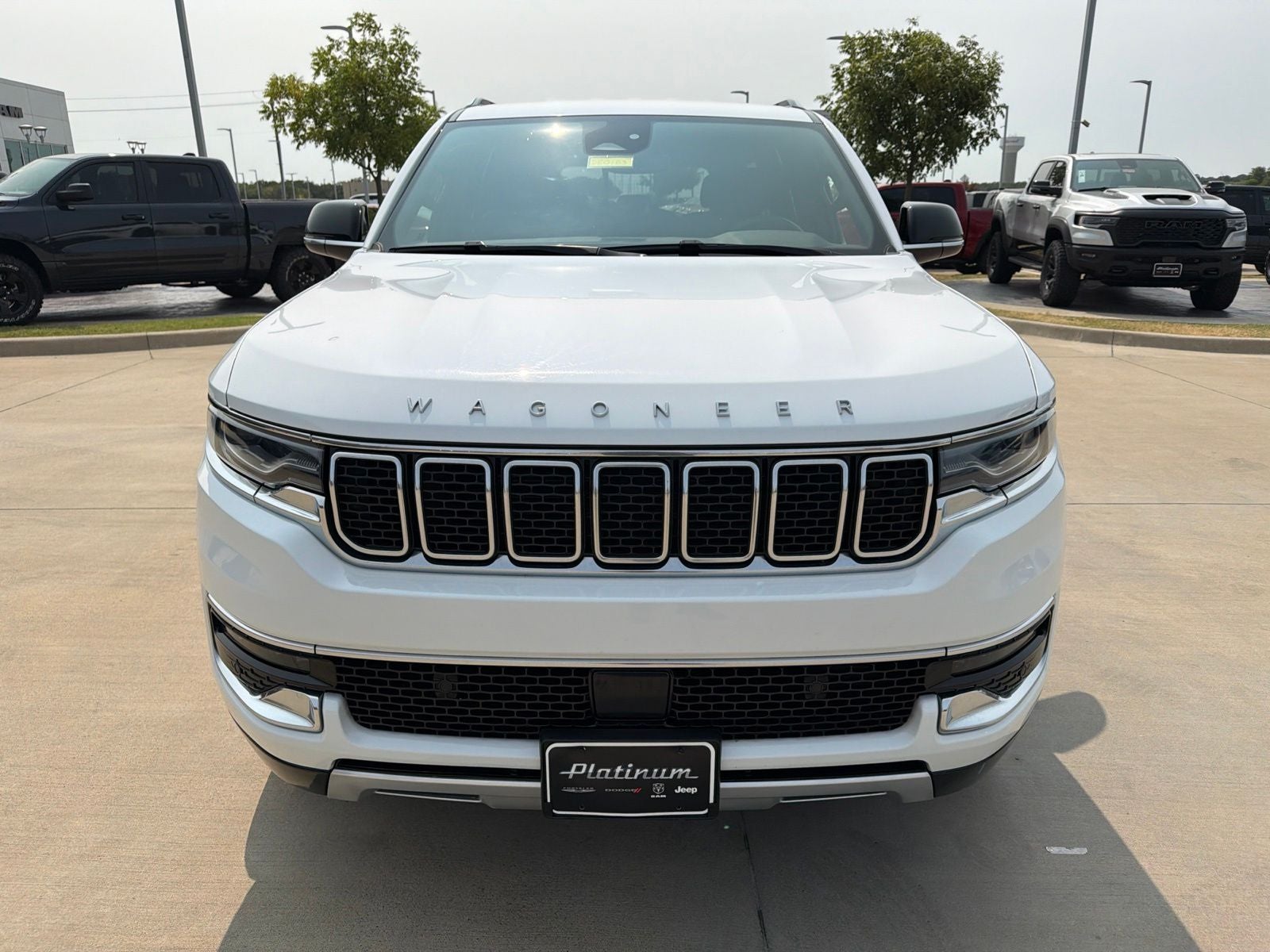 2024 Jeep Wagoneer Series II 4x2