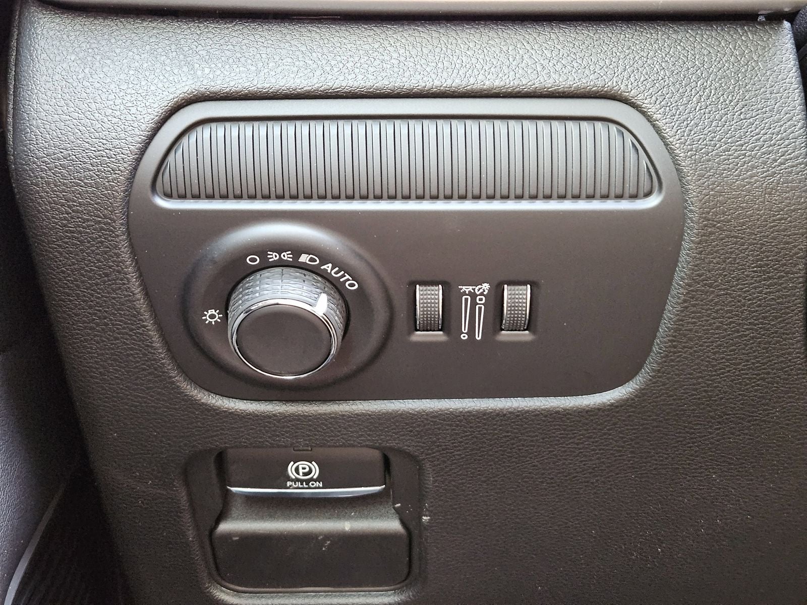 2026 Jeep Grand Wagoneer GRAND WAGONEER UPLAND 4X4