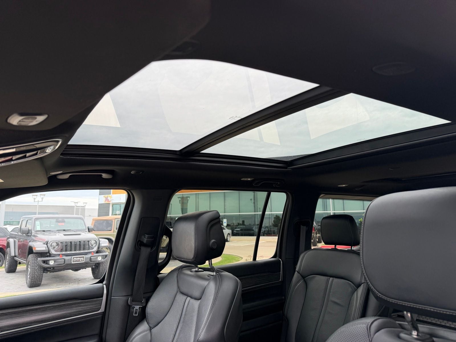 2024 Jeep Wagoneer Series III 4x4