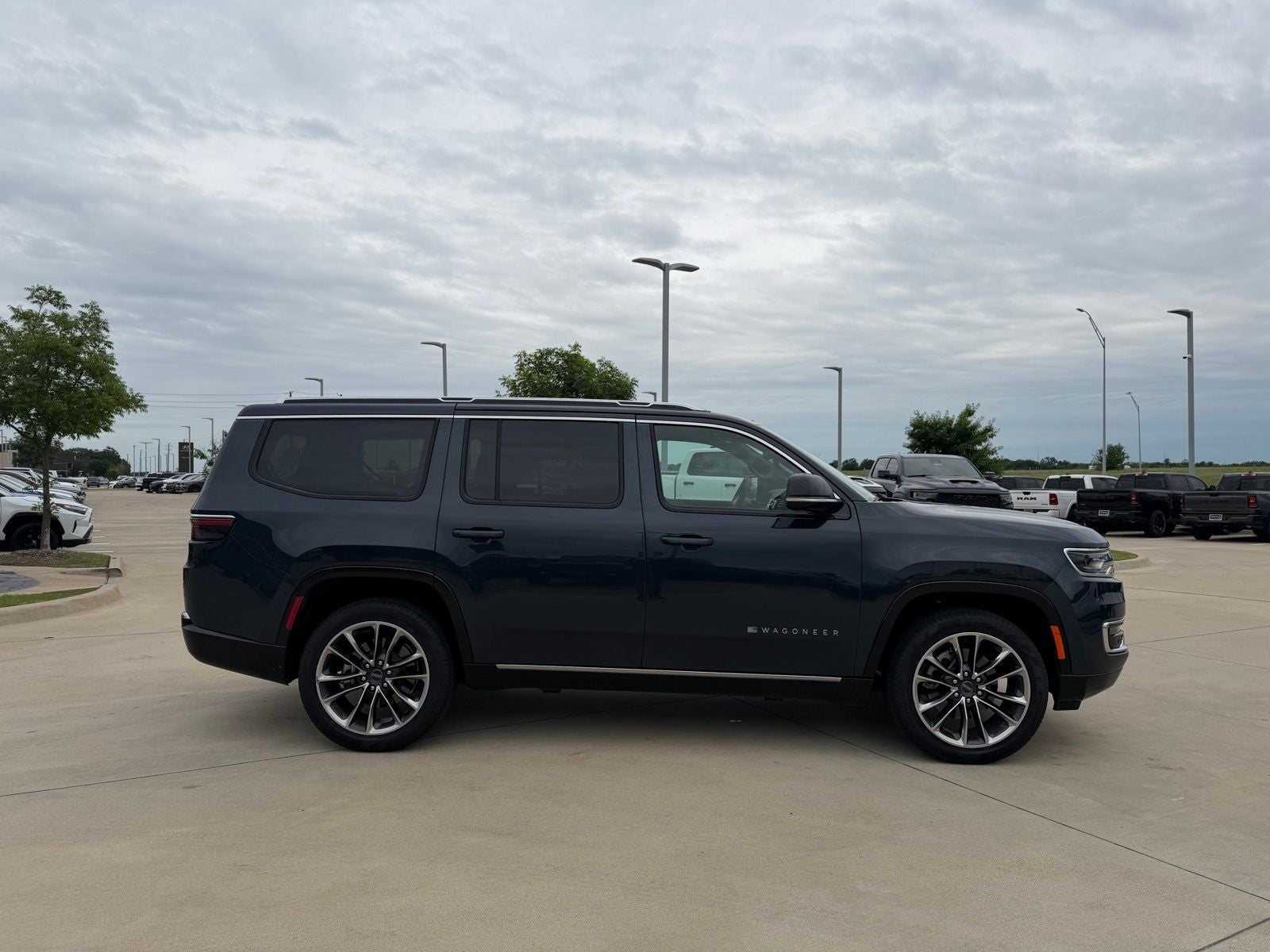2024 Jeep Wagoneer Series III 4x4