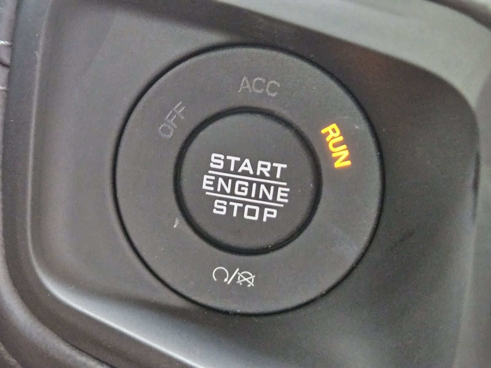 2025 Jeep Gladiator GLADIATOR HIGH TIDE 4X4