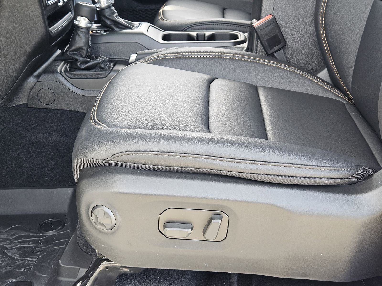 2025 Jeep Gladiator GLADIATOR HIGH TIDE 4X4