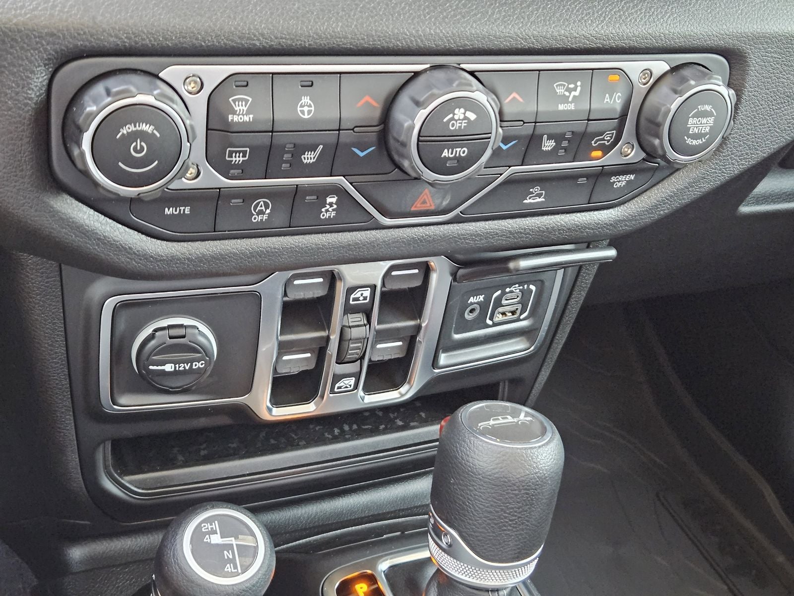 2025 Jeep Gladiator GLADIATOR SPORT S 4X4