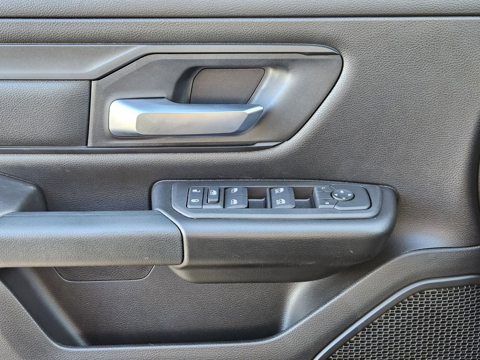 2026 RAM Ram 1500 RAM 1500 EXPRESS CREW CAB 4X2 5'7' BOX