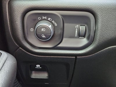 2026 RAM Ram 1500 RAM 1500 EXPRESS CREW CAB 4X2 5'7' BOX