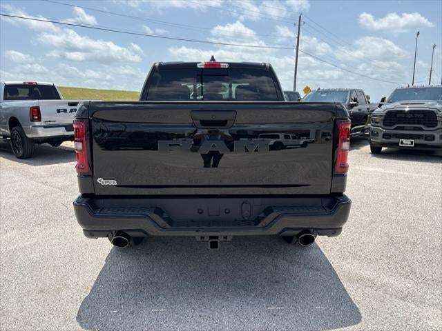 2026 RAM Ram 1500 RAM 1500 EXPRESS CREW CAB 4X2 5'7' BOX