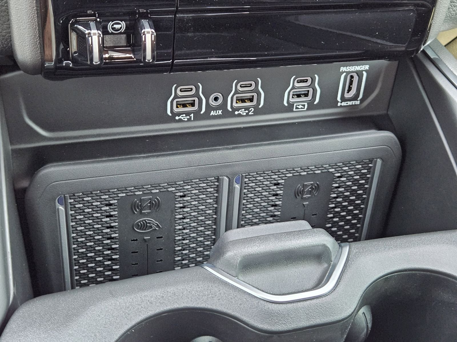 2026 RAM Ram 1500 RAM 1500 LARAMIE CREW CAB 4X2 5'7' BOX