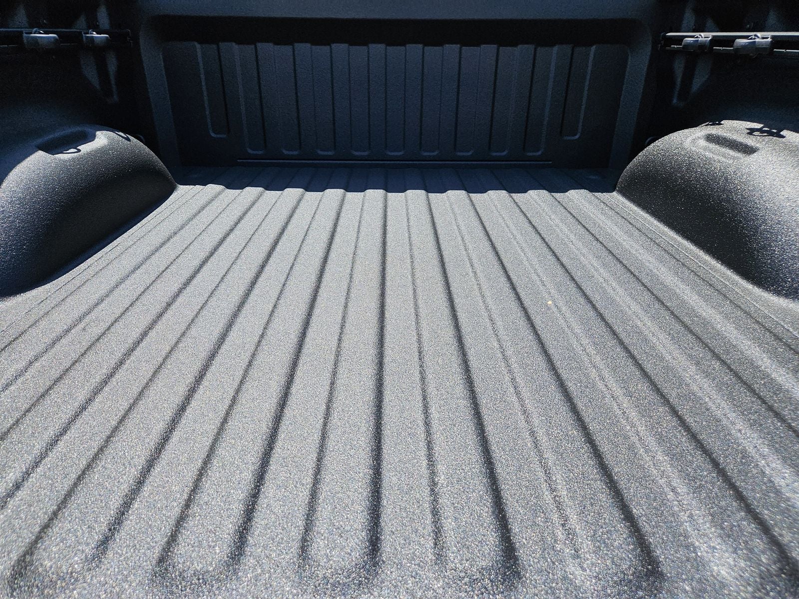 2026 RAM Ram 1500 RAM 1500 LARAMIE CREW CAB 4X2 5'7' BOX