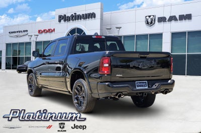 2026 RAM Ram 1500 RAM 1500 LARAMIE CREW CAB 4X2 5'7' BOX