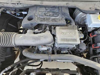 2021 RAM Ram 1500 Laramie Crew Cab 4x2 5'7' Box