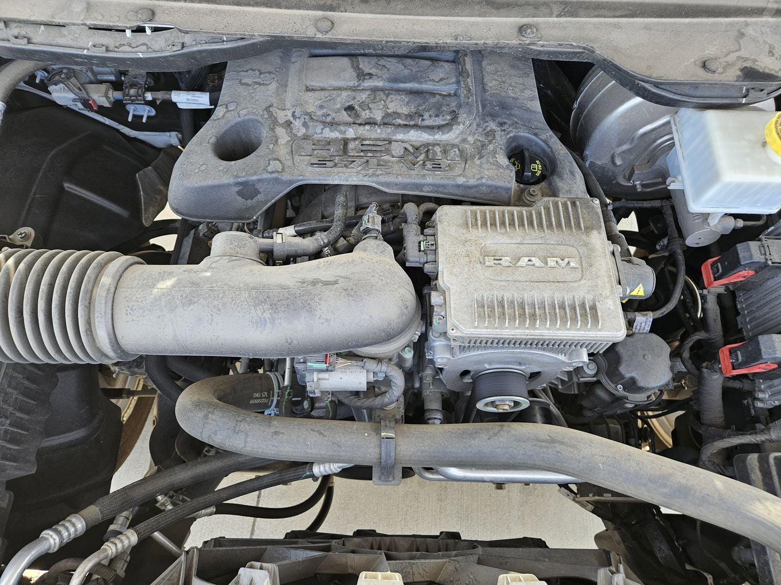 2021 RAM Ram 1500 Laramie Crew Cab 4x2 5'7' Box