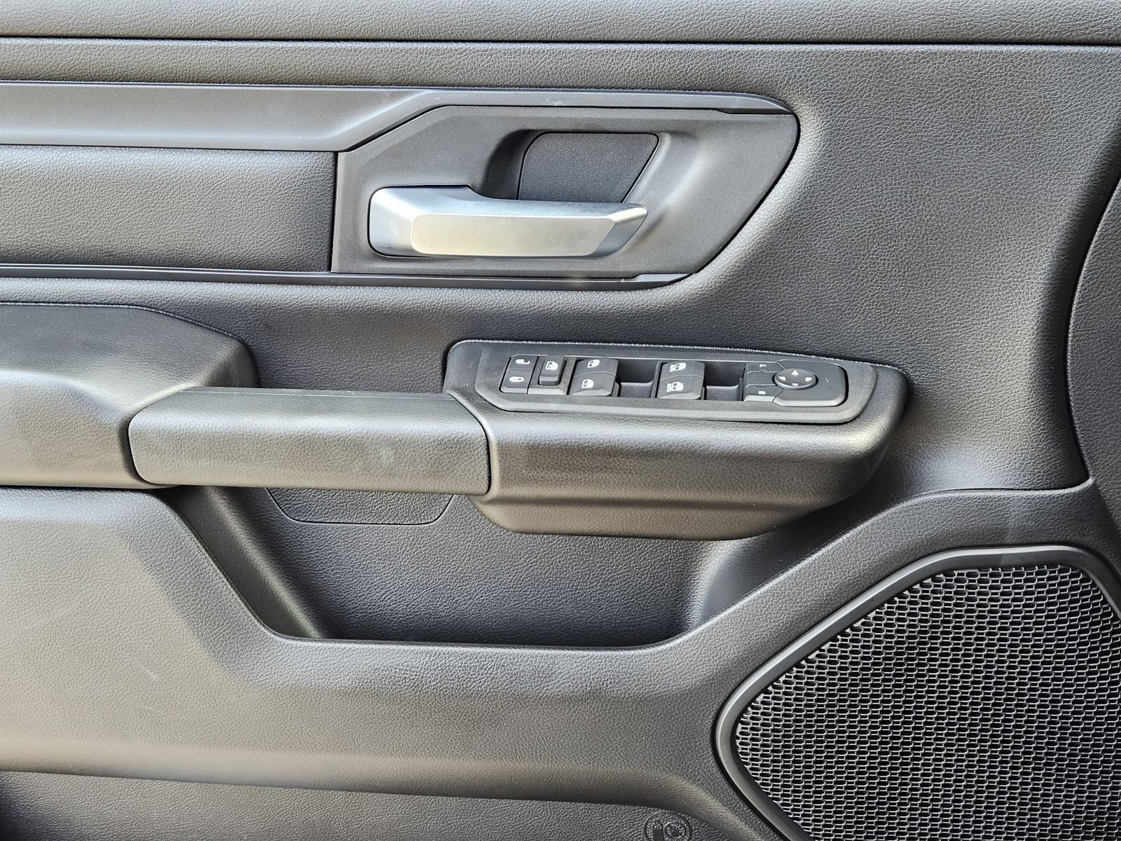 2026 RAM Ram 1500 RAM 1500 EXPRESS QUAD CAB 4X4 6'4' BOX