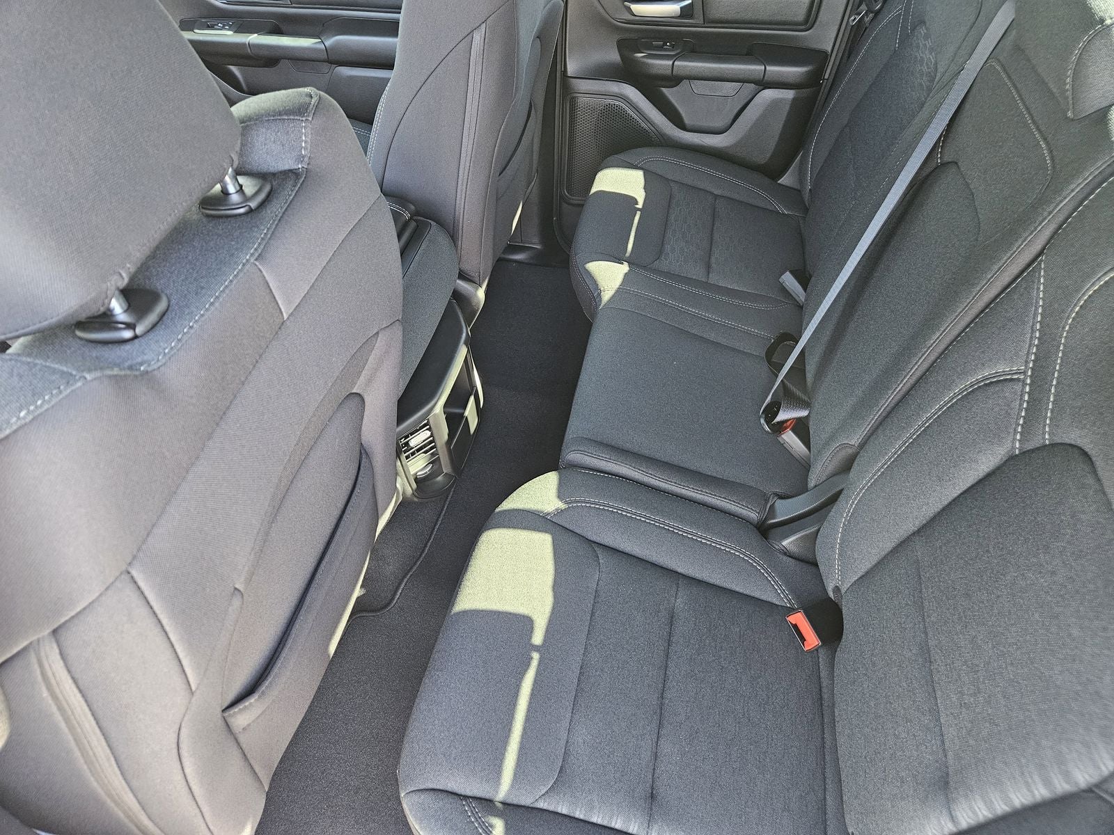 2026 RAM Ram 1500 RAM 1500 TRADESMAN QUAD CAB 4X2 6'4' BOX