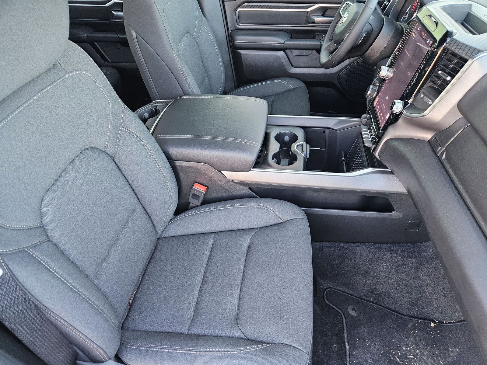 2026 RAM Ram 1500 RAM 1500 LONE STAR CREW CAB 4X4 5'7' BOX