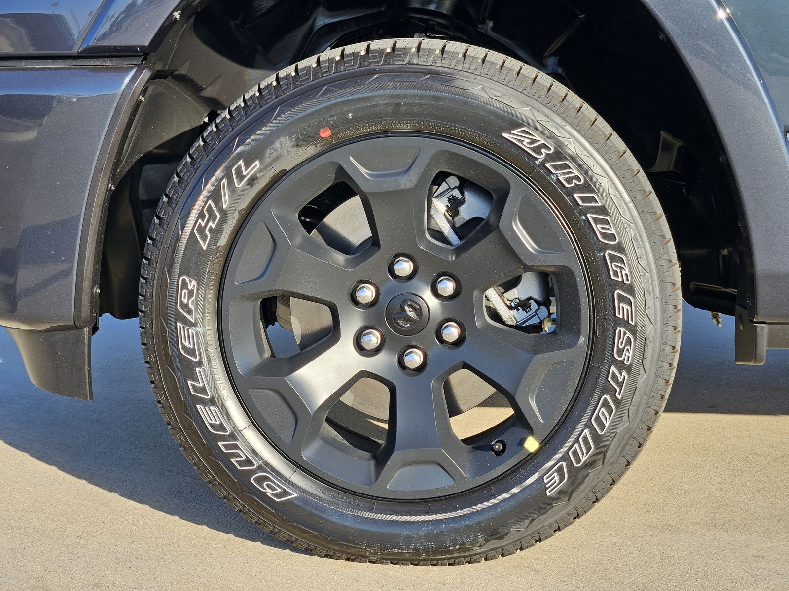 2026 RAM Ram 1500 RAM 1500 LONE STAR CREW CAB 4X4 5'7' BOX