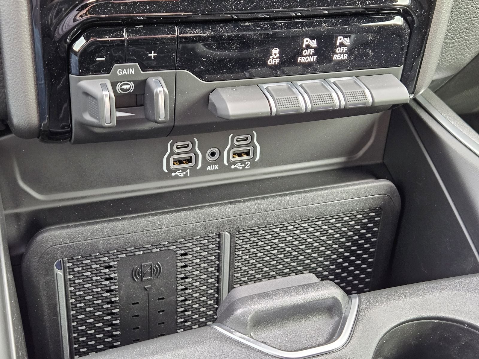 2026 RAM Ram 1500 Lone Star Crew Cab 4x4 5'7' Box