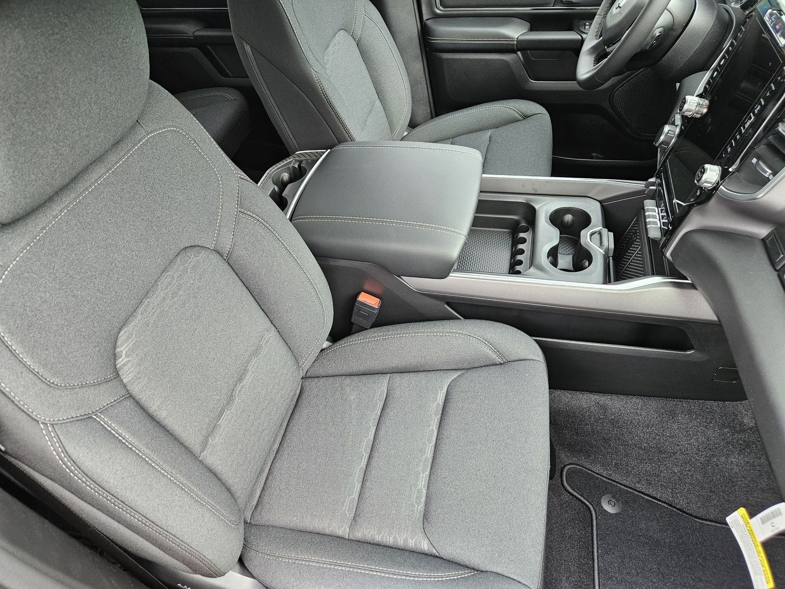 2026 RAM Ram 1500 RAM 1500 LONE STAR CREW CAB 4X4 5'7' BOX