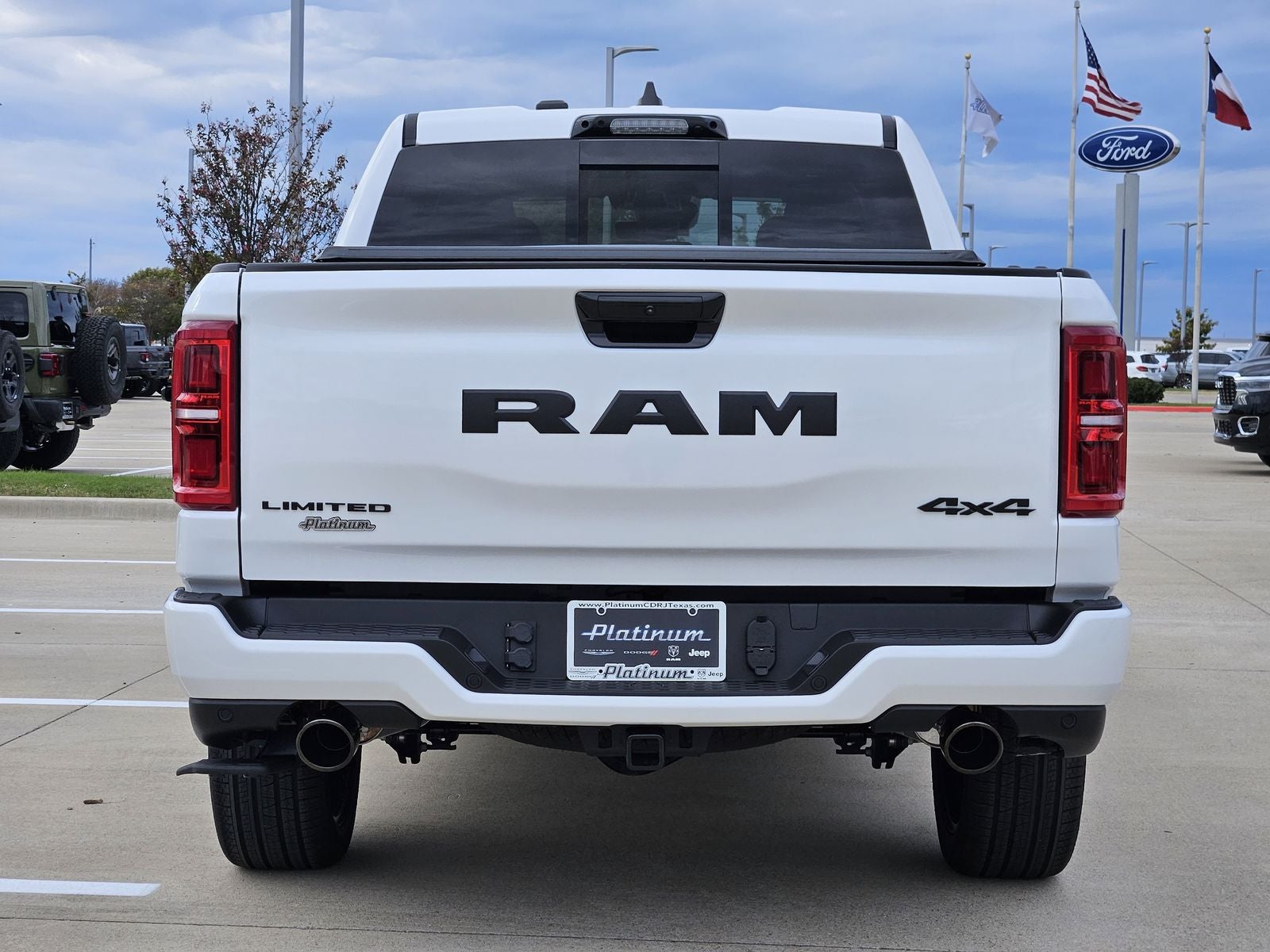 2026 RAM Ram 1500 RAM 1500 LIMITED CREW CAB 4X4 5'7' BOX