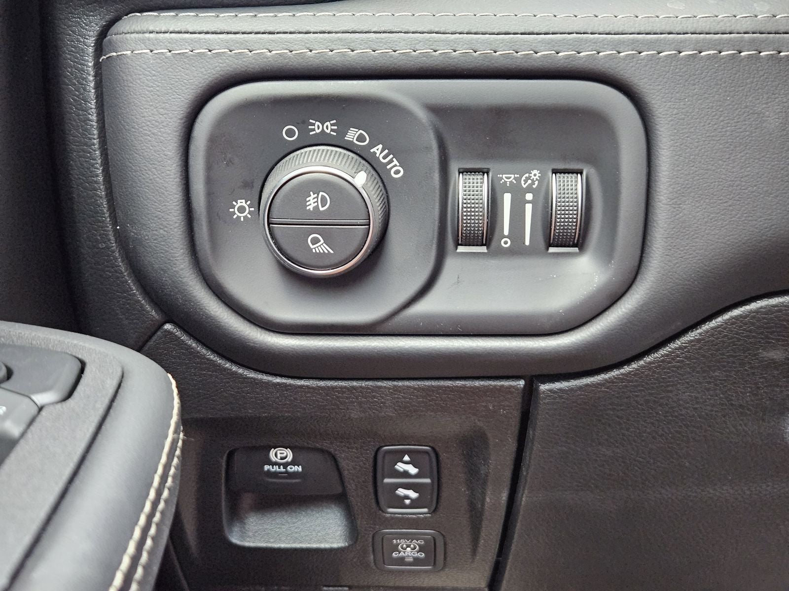 2026 RAM Ram 1500 RAM 1500 LIMITED CREW CAB 4X4 5'7' BOX