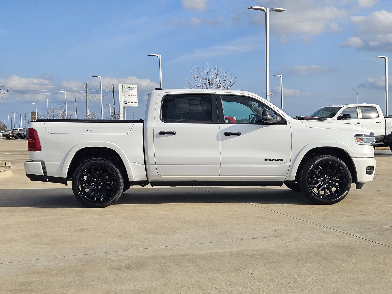 2026 RAM Ram 1500 RAM 1500 LIMITED CREW CAB 4X4 5'7' BOX