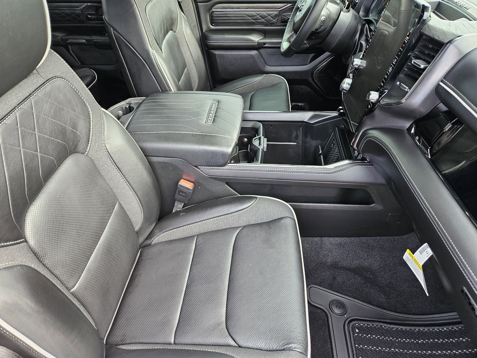 2026 RAM Ram 1500 RAM 1500 LIMITED CREW CAB 4X4 5'7' BOX