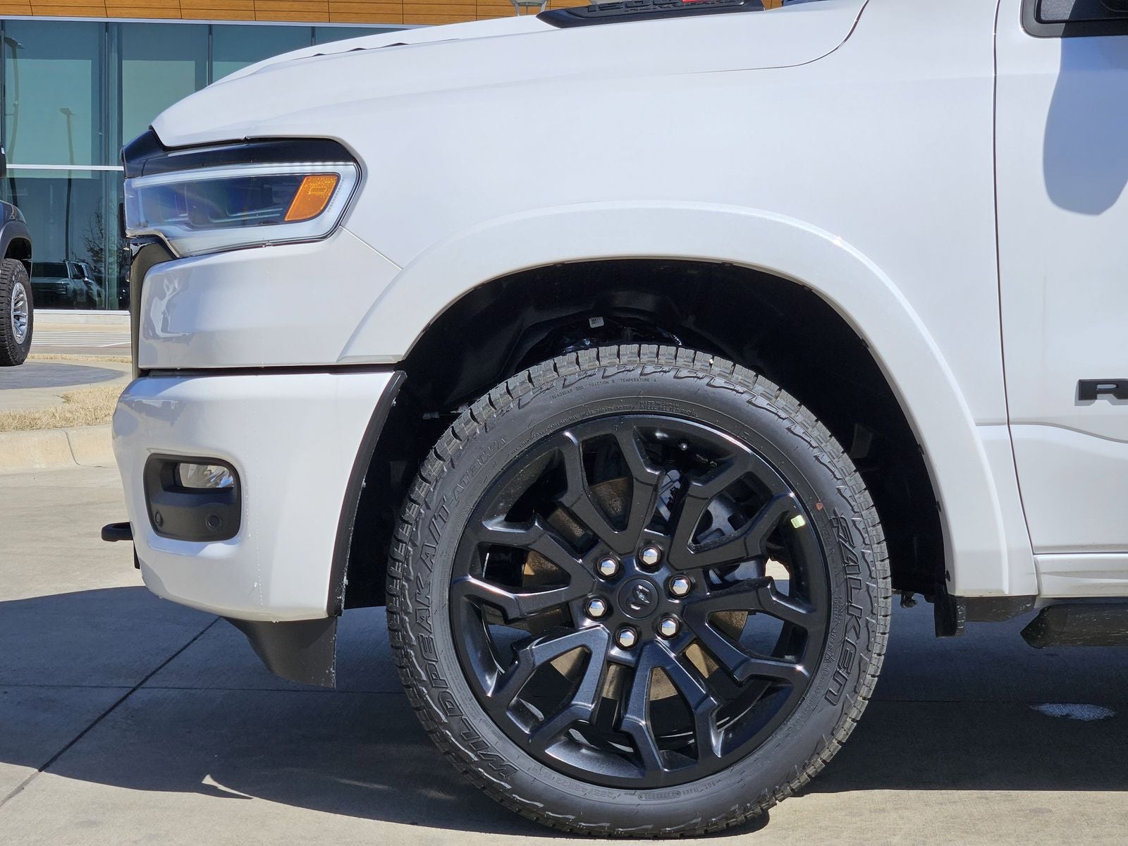 2026 RAM Ram 1500 RAM 1500 LIMITED CREW CAB 4X4 5'7' BOX