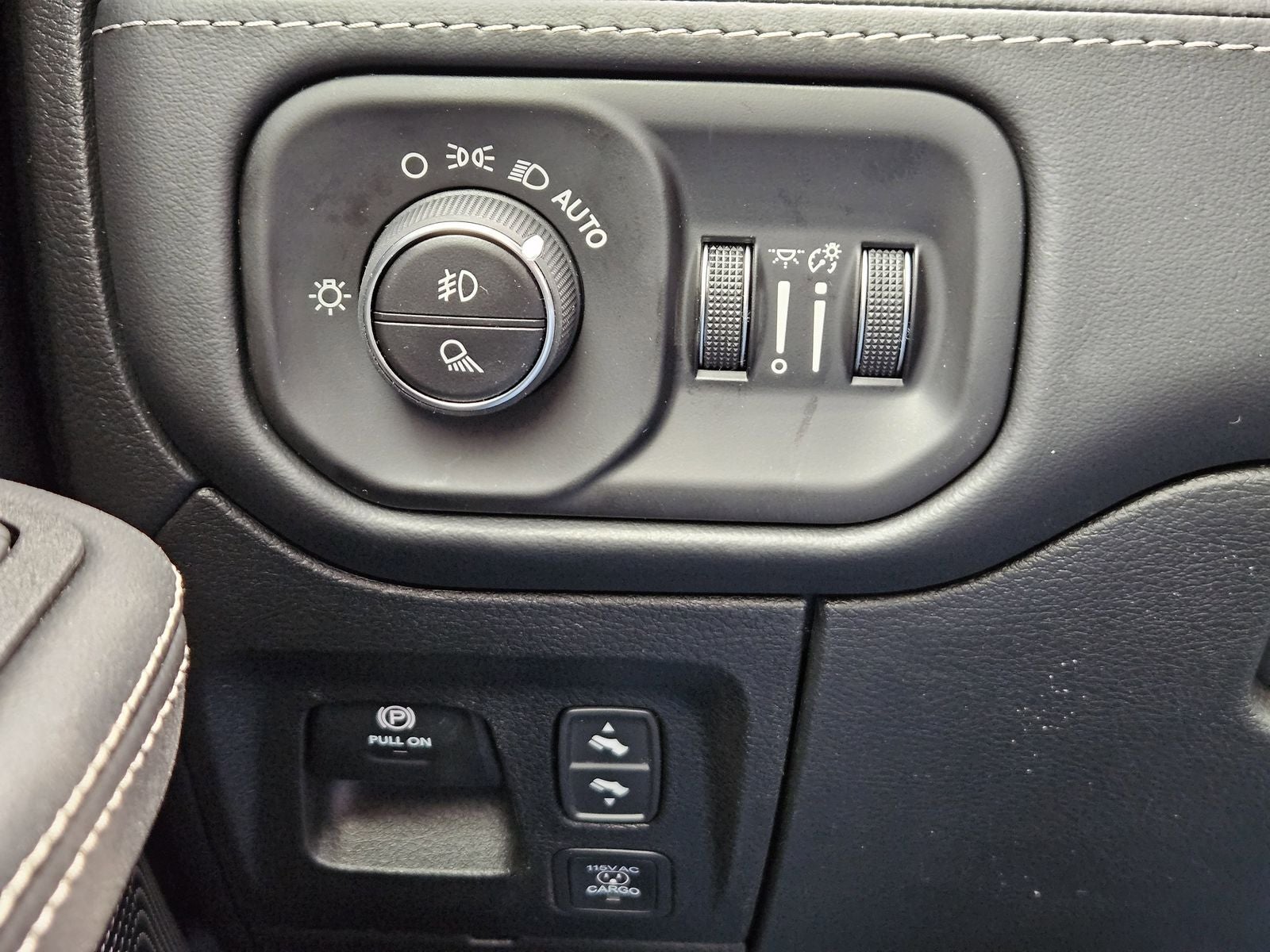 2026 RAM Ram 1500 RAM 1500 LIMITED CREW CAB 4X4 5'7' BOX