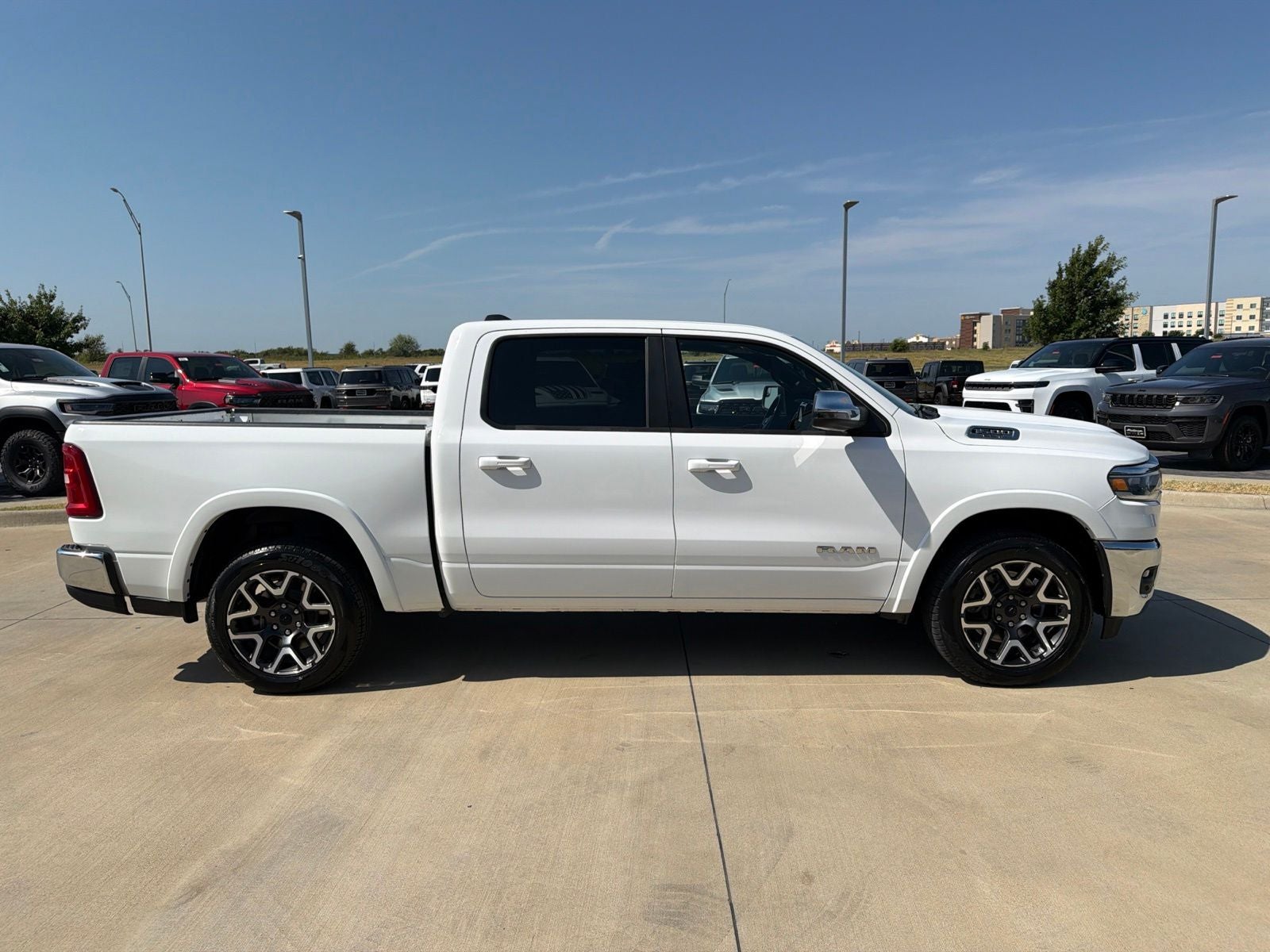 2025 RAM Ram 1500 Laramie Crew Cab 4x4 5'7' Box